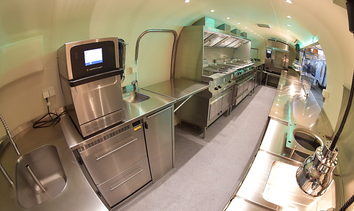foodtruck_interior_stainless_steel_mobile_kitchen_a.jpg
