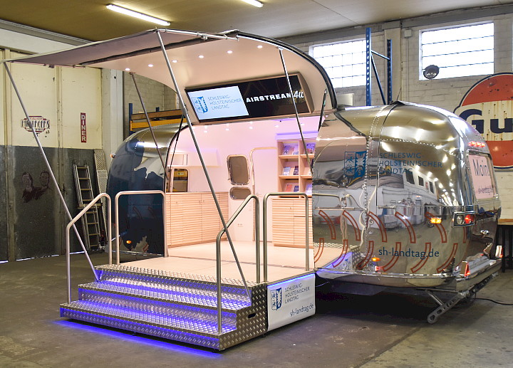airstream_sh_landtagsmobil_b.jpg
