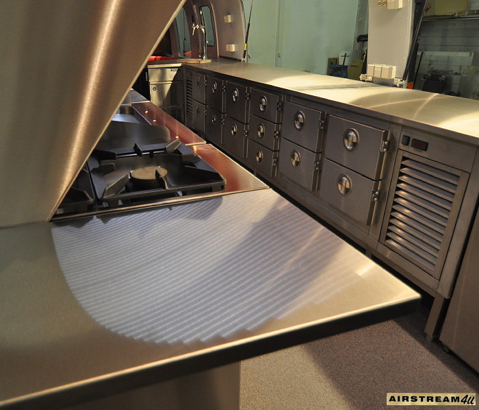 airstream_hintereingang.jpg
