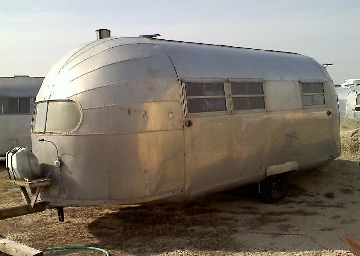 airstream_liner_1946_1947_ready_to_ship.jpg