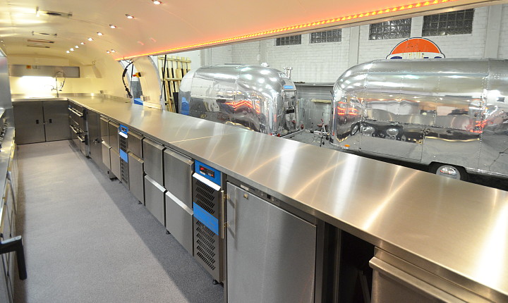 airstream_diner_gastrotrailer_xxxl_l.jpg