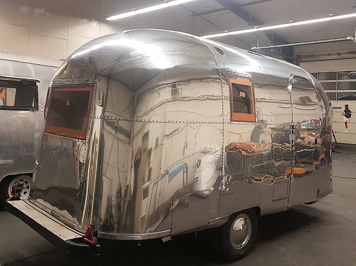17ft_airstream_caravel_1967_polished_a.jpg
